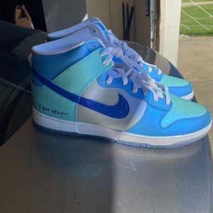 Nike dunk high I got next